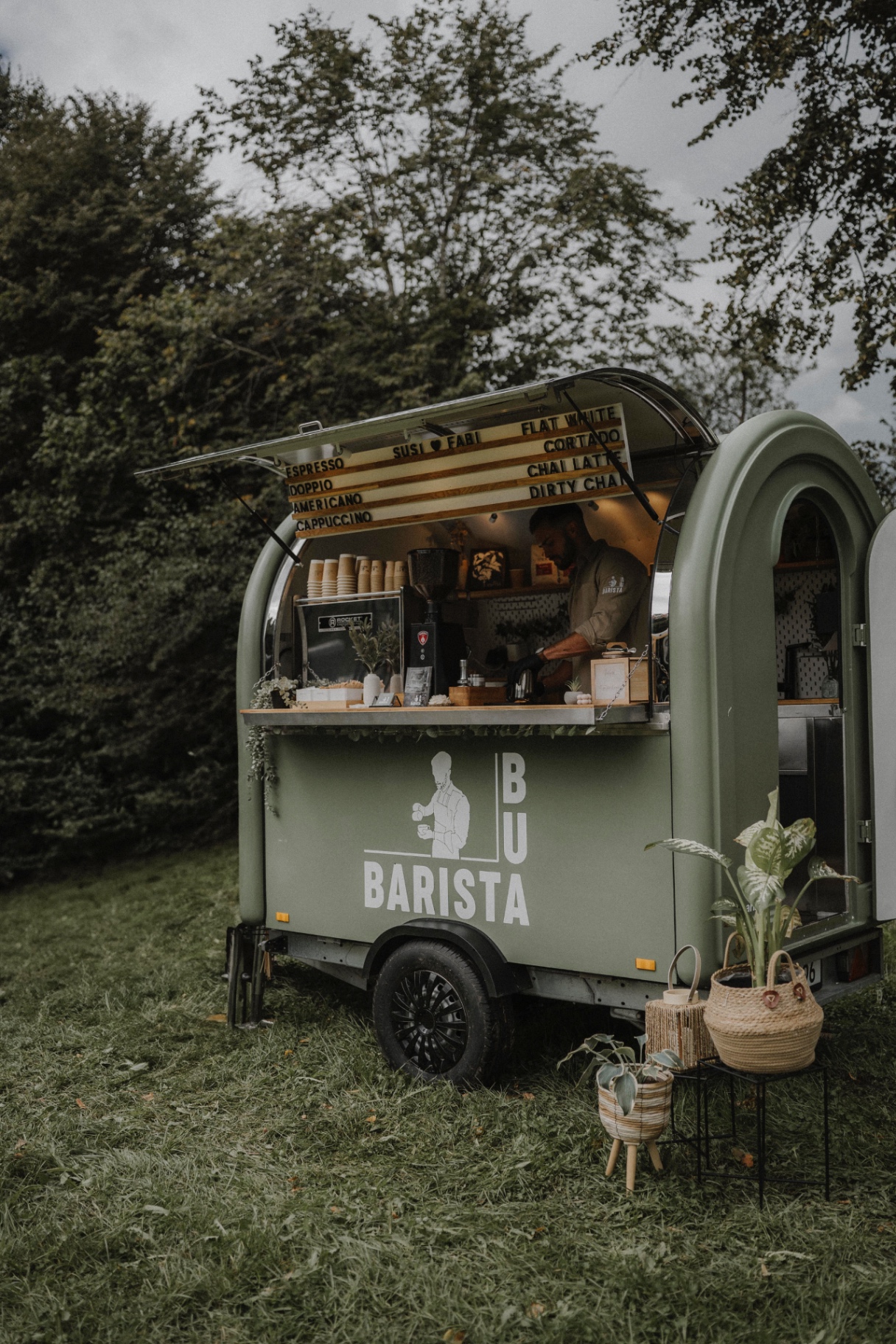 Der Barista-Wagen im Grünen